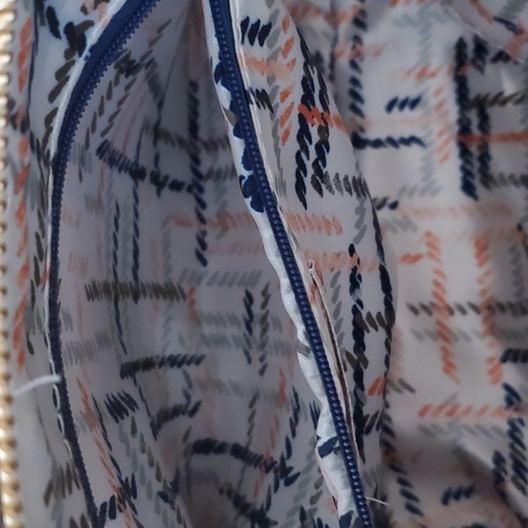 Purse - Picture 4 of 8